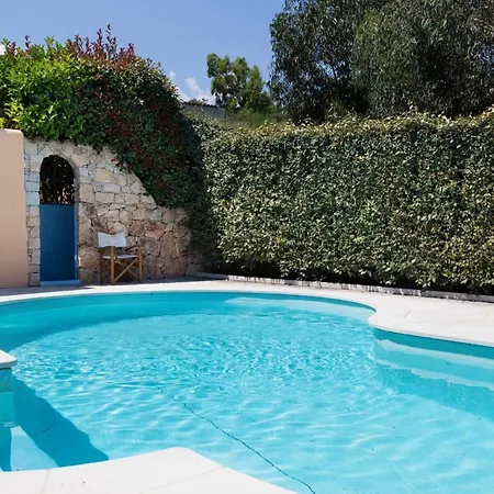 Ida Isuledda Villa San Teodoro (Sardinia)