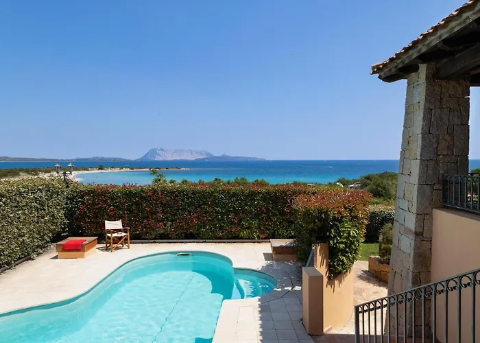 Ida Isuledda * San Teodoro (Sardinia)